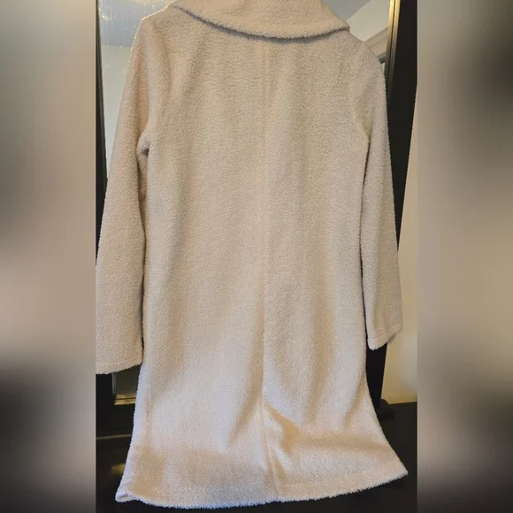 SANCTUARY - Picture 2 of 5